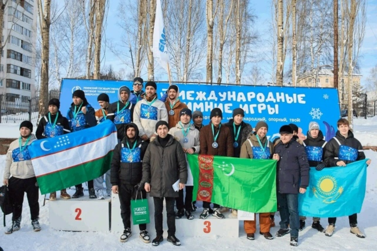 Мысыр, Ангола студенттары ла саңғыла йөрөргә ярата