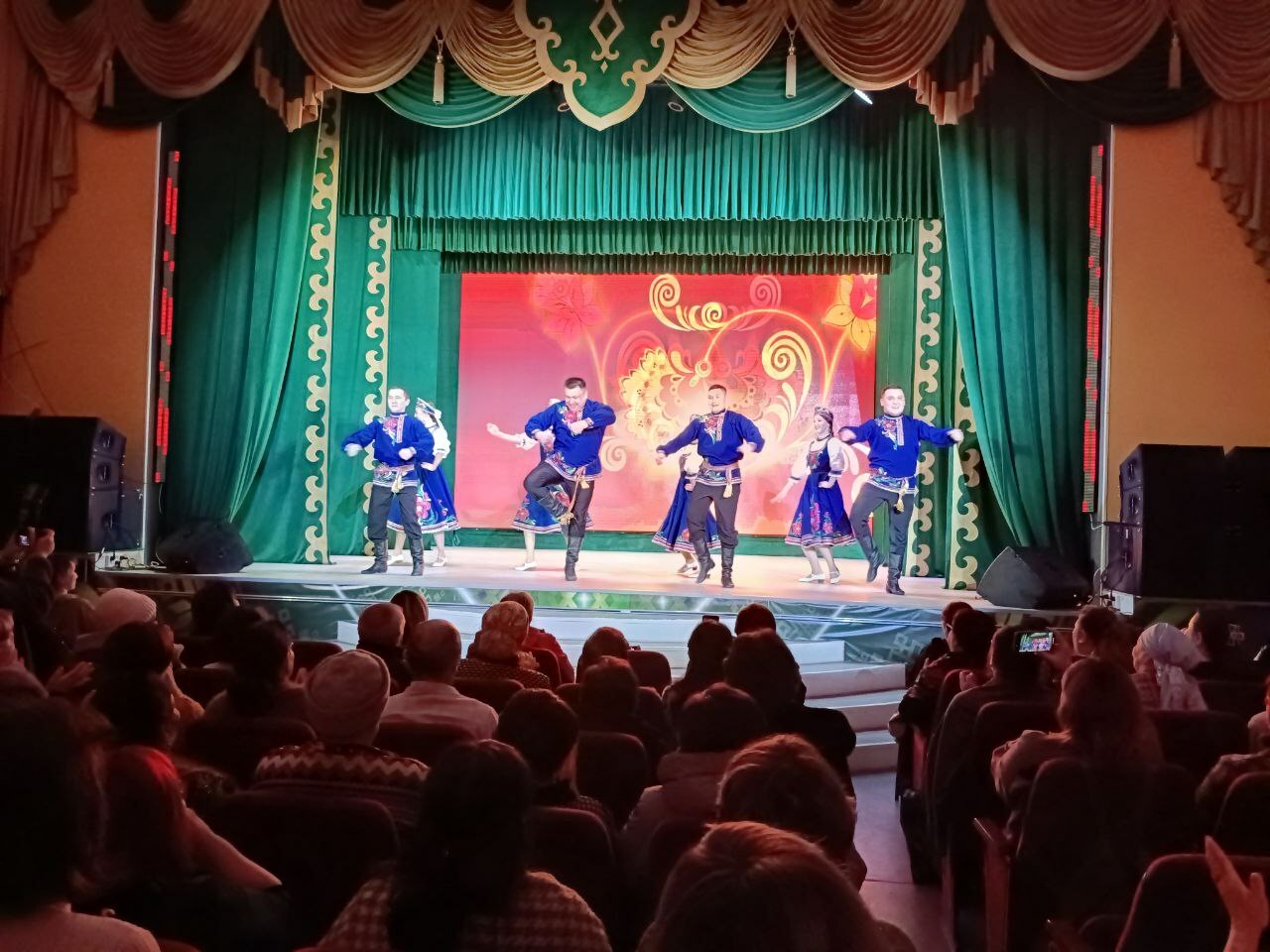 Бейелмәйсә ҡалды бейеүҙәр