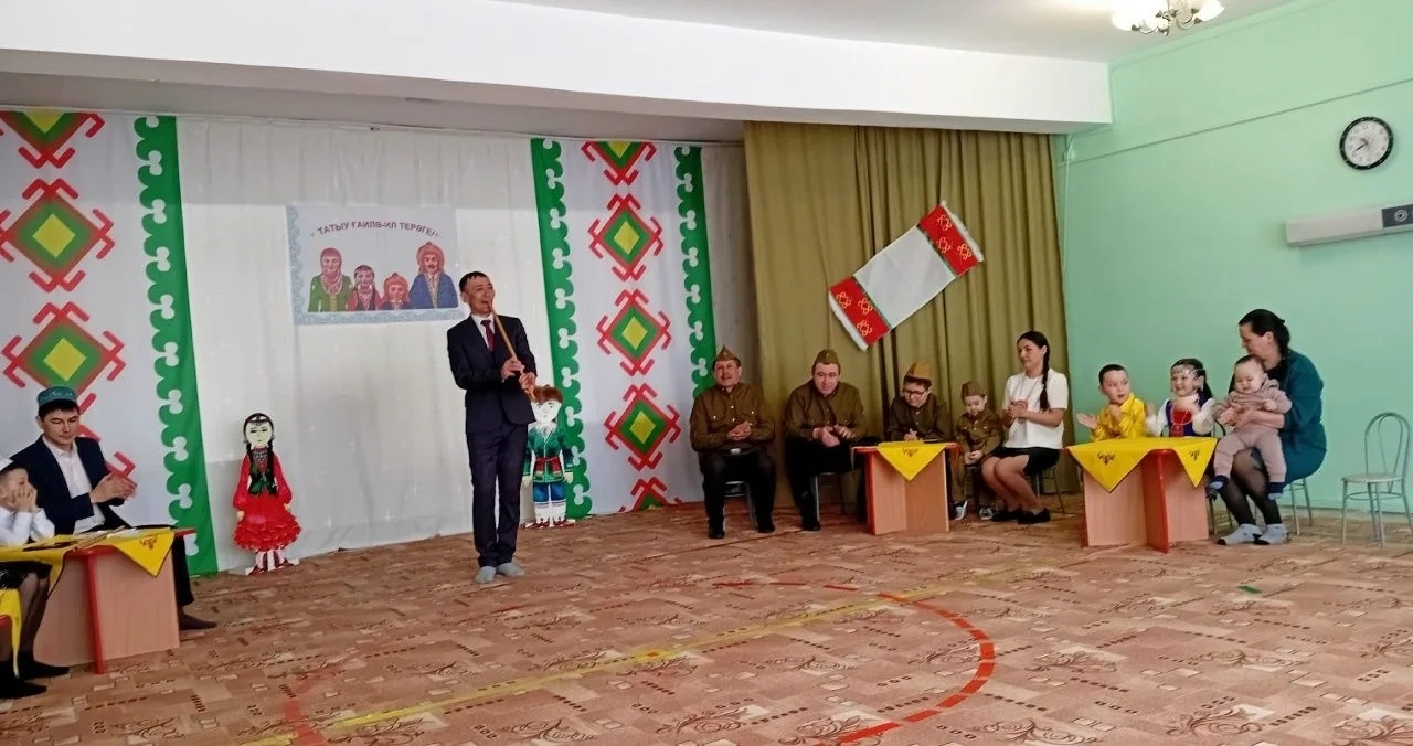 «Йырлы - моңло башҡорт ғаиләһе»