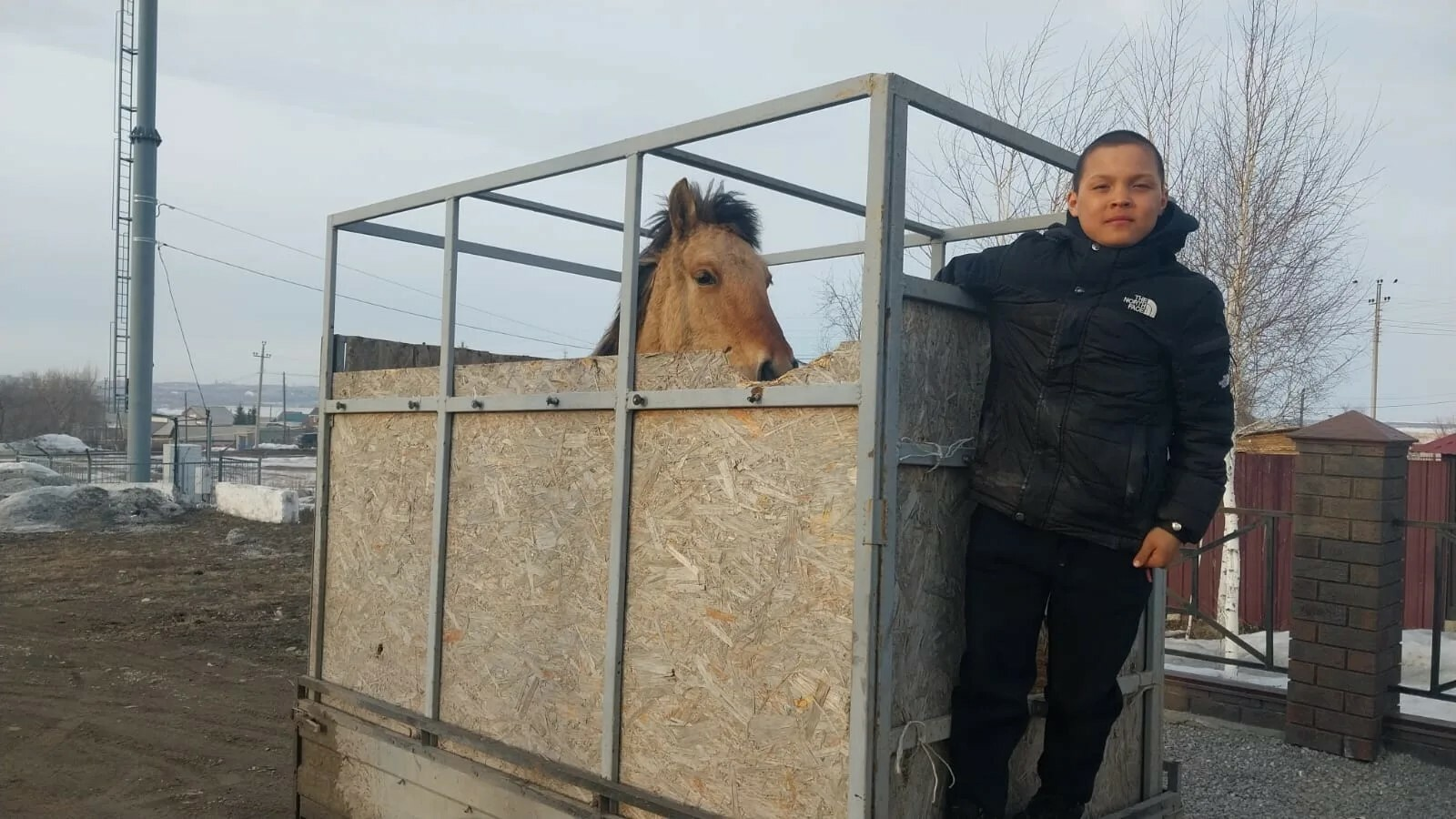 11 йәшлек  Рәфис Тазетдинов ҡолон отҡан!