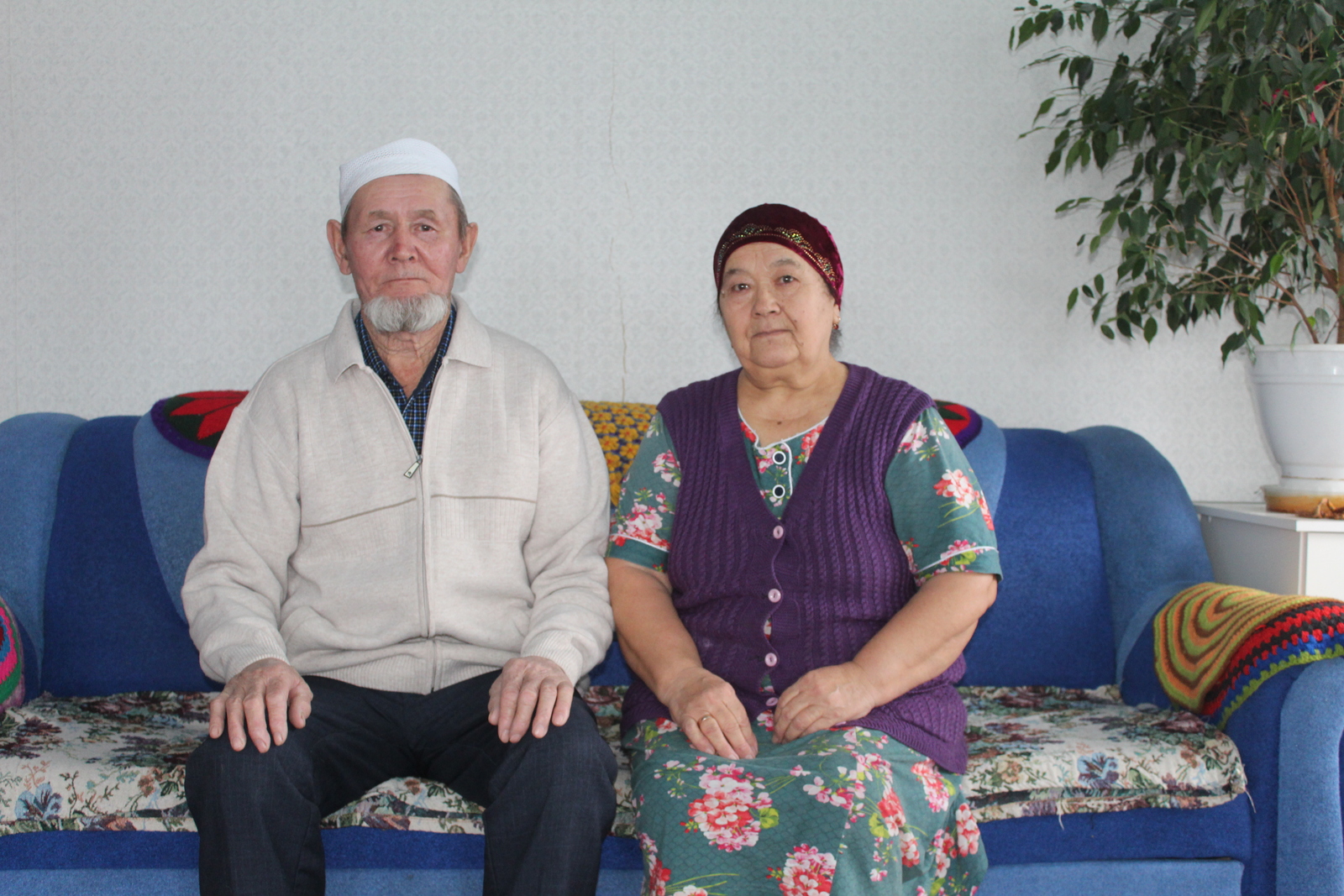 Ярты быуат бергә улар