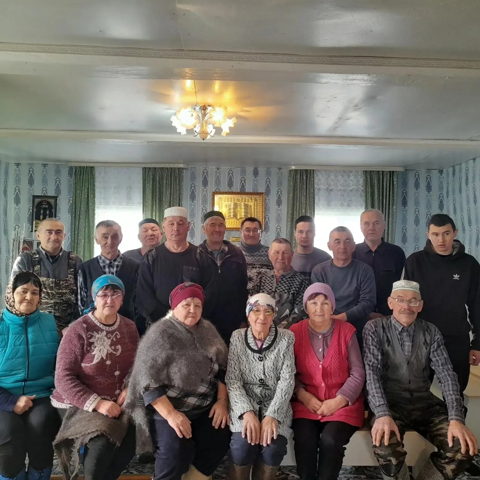 Изге эштәр ҡылып